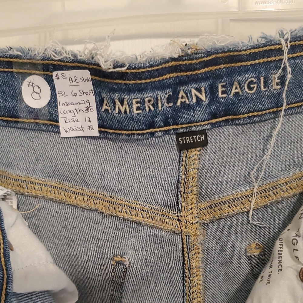 American Eagle Outfitters "Short" Ripped Blue Ankle Jeans - Picture 6 of 6